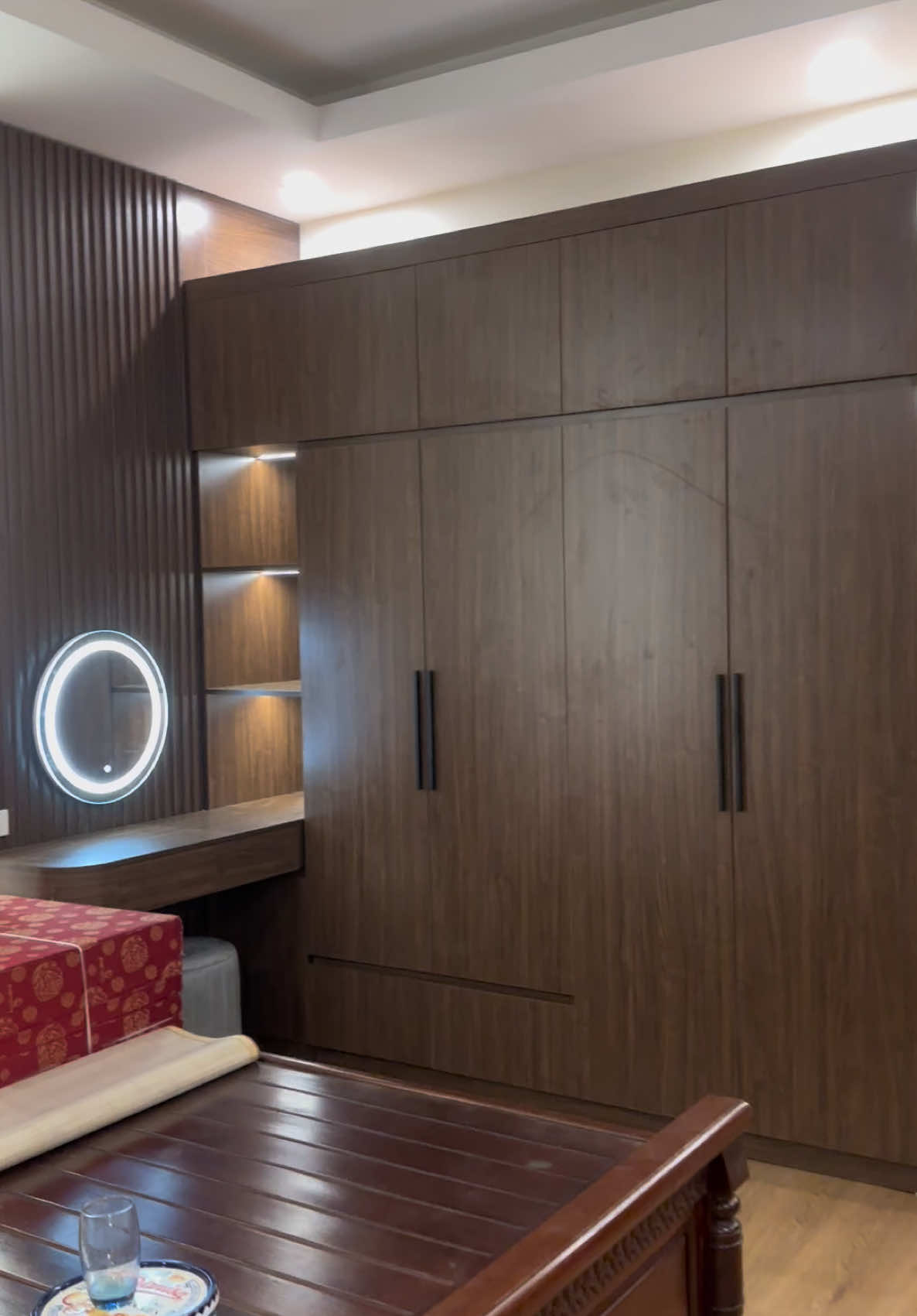 Nội thất hiện đại nhưng lại cổ điển. nay em trả phòng cưới cho khách tại Hà Nội ạ #phòng_ngủ_đẹp #phòngcưới #nộithấtnhàđẹp #xuhuong 