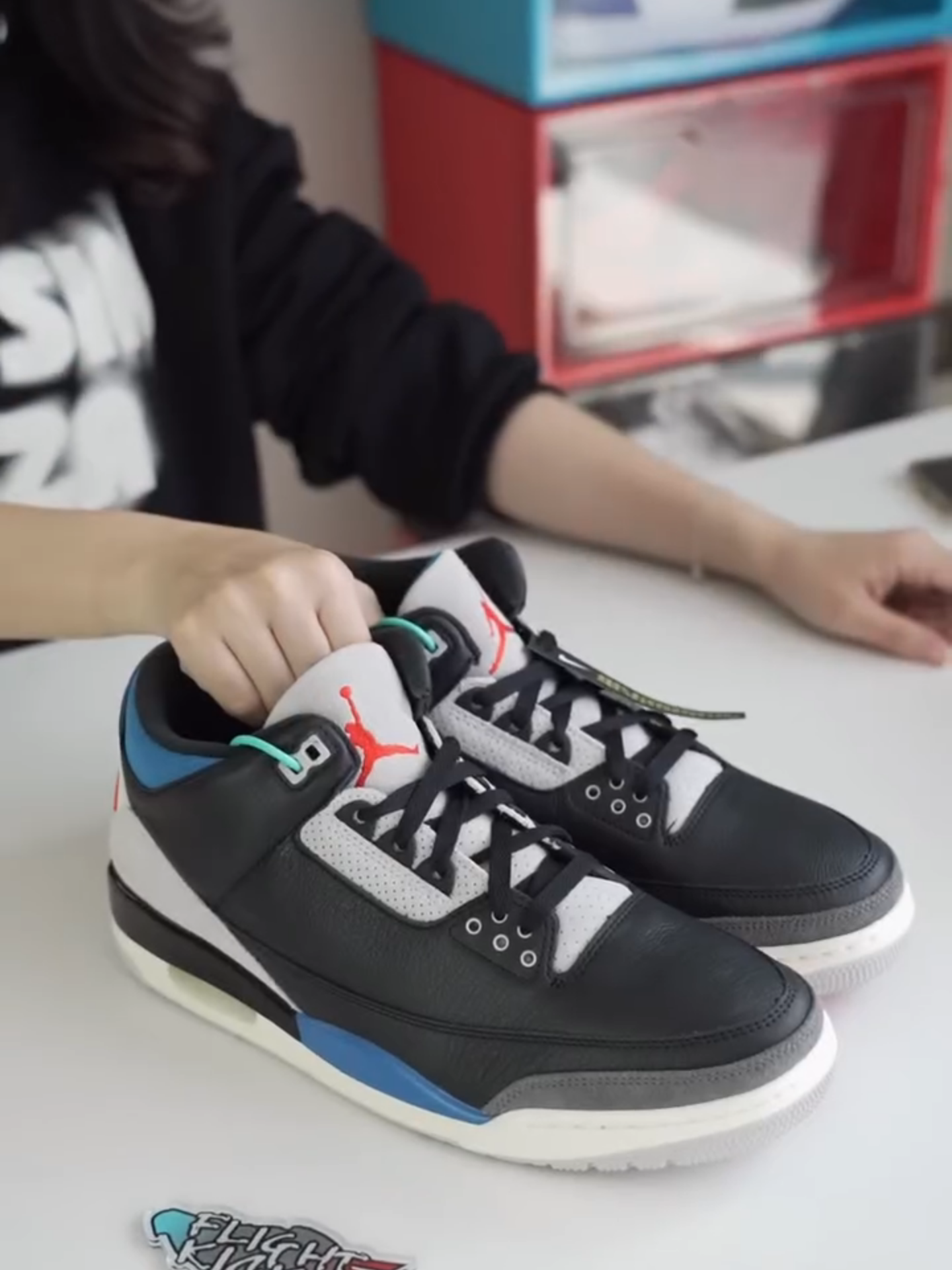 Air Jordan 3 'Rare Air' sneaker packing #jordansb #kickstagram #complexkicks #Jumpman #jordansdaily #Jordan4 #sneakerhead #whitecement #nikesb #rareair #cementgrey #jordan #aj3 #jordandepot #nikeairjordan #puremoney #jordanretro #nike #airjordan4 #jordan4sb #heatonfeetgang #sneakernews #navy #Union #aj5 #friendfamilyy #kicksonfire #aj4 #aj4sb