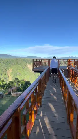 cantik bgt viewnyaaaa 🥹🥹🥹 gak cuma di Indonesia bagian timur aja yg cantik, bagian barat jg banyak yg cantikk #fyp  #panoramabarubukittinggi  #bukittinggi  #padang  #liburan 