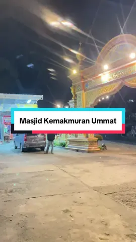 Masjid Jami Aminatul Jannah. Berada di Rest Area Lampung Barat, tiap saya melintas dari Bandar Lampung menuju Liwa atau sebaliknya, pasti singgah di Masjid ini, sekalian menunaikan kewajiban sholat dan sekalian ngopi di Pujasera yang ada di depan masjid. #masjidlambar  #masjidpuncaksumberjaya  #lampung  #indonesia  #indonesianmosque 