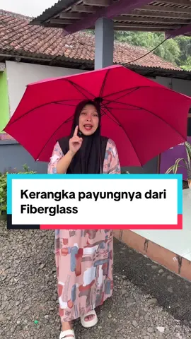 Kerangka payungnya dari Fiberglass berkualitas tinggi yang memiliki keunggulan anti karat, anti patah dan fleksibel #payung #payungmurah #payungantiuv #payungjumbo #jasunhome 