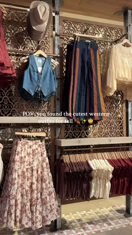 Who else is obsessed with western outfits right now?! ✋🤠 #altardstate #shopping #fall #fallfashion #westernfashion 