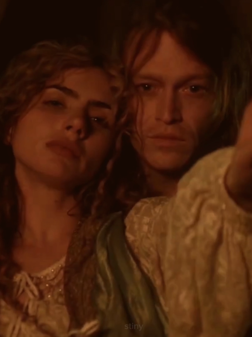 #FANFIC | Y están destinados eternamente a reencontrarse. #BookTok #dracula #vampiros #caleblandryjones 