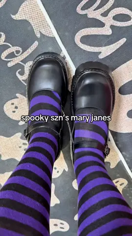 Chunky mary janes are back!!! 🖤🧙‍♀️ ✨@Dream Pairs #maryjanes #maryjaneshoes #dreampairs #shoes #tiktokshopcreatorpicks 