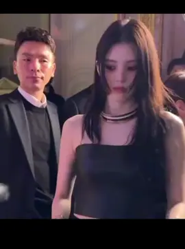 الله يخلي الريس 🫦💥#ممثلين_كوريين #هان_سوهي #كيم_يو_جونغ 