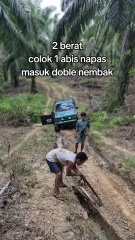 eksa manual turun tangan😅#fyp #sawit #lewatberanda #drefermuda #hiline4x4 