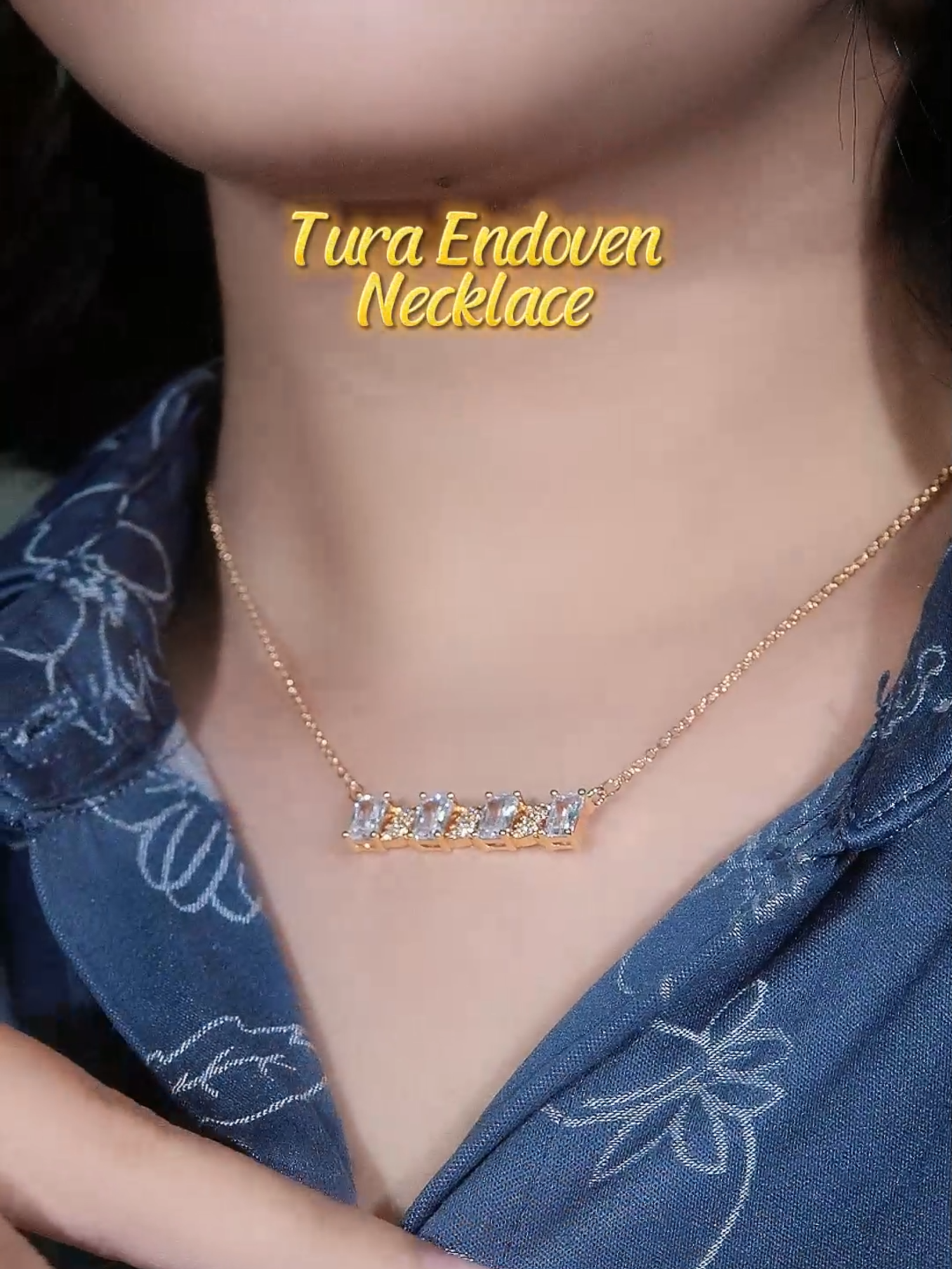 Kalung Tura Endoven tuh bener-bener bikin look jadi naik kelas ✨ Simple tapi aura mewahnya auto keliatan! 🔥 🛒 Cek keranjang kuning sekarang! #KalungTuraEndoven #LaVienne #OOTDGlowUp #PerhiasanKekinian#LaVienne #shopmaster #kalung #kalungtitanium #kalungwanita