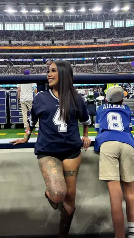 It’s that time of year 🏈  #dallascowboys 