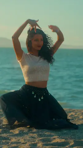 ✨ the most magical shoot ✨ #dance #youtube #beach #indianclassical #riyapatelchoreography  🖇️ https://youtu.be/L93Hb4G-pSo 💭 concept & choreo: @riyapatelchoreo @riya patel 🥰 🎥 video editing: @Seansalazarrr 🙌🏻