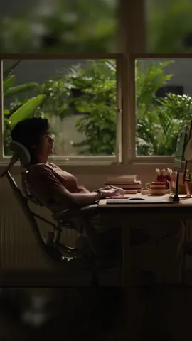 Libernovo Omni: More than a chair 🪑 — your ergonomic companion 🤝. Supporting your posture 🧍‍♂️, comfort 😌, and every spark of creativity 💡🎨. #LiberNovo #bestergonomicchair  #officechair #desksetup 