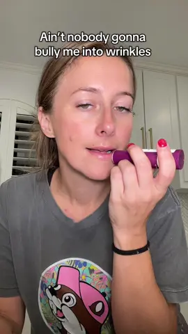 This calcium and collagen volumizing balm isn’t just for smokers lines people. You can, and should, use it everywhere!! Let the haters hate #smokerslips #finelinesandwrinkles #antiagingskincare #koreanskincare #reducewrinkles 