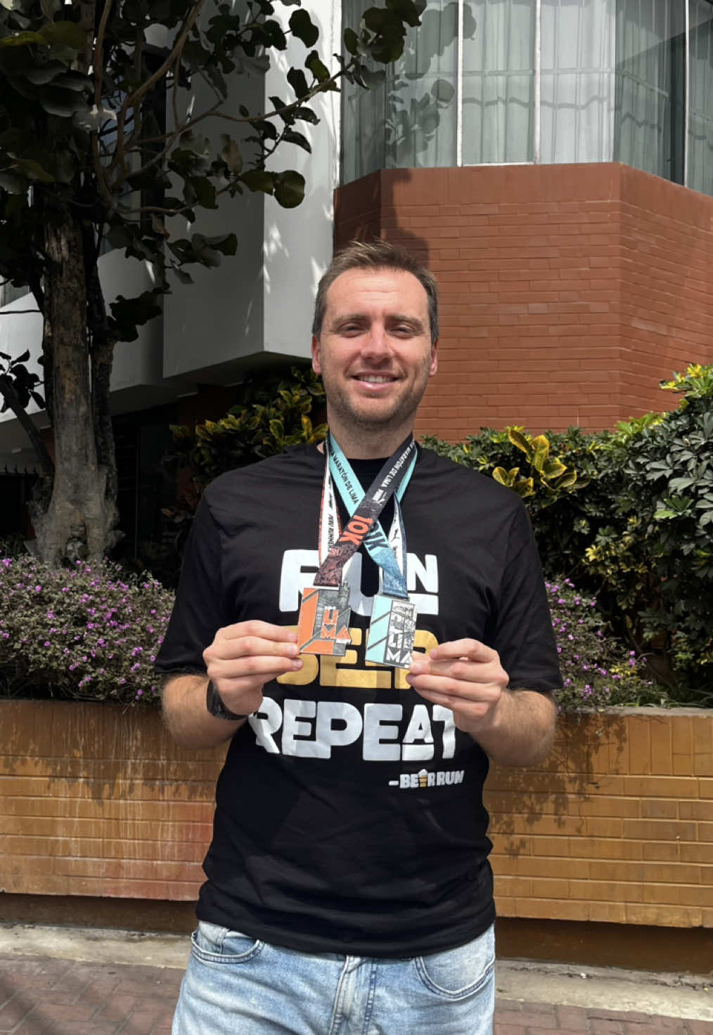 🏅🔥 Este sábado 6/09 corre tu carrera virtual de la MML con Beer Run: 10K o 21K en comunidad 🏃🏻‍♂️🏃🏻‍♀️ 📍 Café de Lima – 6:30 am 🎽 Guardarropa + desayuno post run ☕🥐 👉 Escríbenos al dm para compartirte el link  #Running #socialrun #mediamaratondelima #runclub #comunidad 