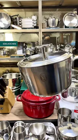 Reviews đồ gia dụng nhà bếp: Quánh đa năng VOLA EDELKOCHEN Hàn Quốc  Công dụng: nấu mì, nấu cháo, chiên ngập dầu đa năng  Chất liệu: inox 316 liền khối 5 lớp sạch sẽ an toàn và bền bỉ  Sử dụng cho bếp từ, bếp gas, bếp hồng ngoại và các loại bếp khác  #daoinox #edelkochen #edelkochen #inox316 #reviewdogiadungnhabep 