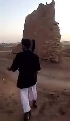 #الشعب_الصيني_ماله_حل😂😂 #pov #كوميدي #trending #حركة_إكسبلور 