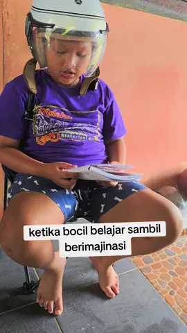 kalau aku dulu lebih suka sambil mendengarkan musik, nah pas punya anak belajarnya ya model begini #fyppppppppppppppppppppppp #funny #komedikocak #fypfypfypfypfypfypfypfypfypfypfyp #fypシ゚viral 
