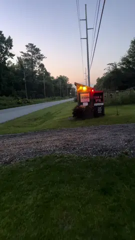Replying to @Tstastytable Thursday September 4th- Closing the farm stand. #lauxfamilyfarm #farmstand 