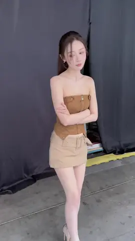 #military parade #pure goddess #good looks #Summer outfit @Minmin💫 @Minmin 