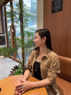I'm a manufacturer from china, We have bags, clothes, shoes,accessories and make up, You can place order with whole or retail via here link as my online store or provide your designs for you developing. https://fuyaoindustry.myshopify.com/  #original #factory #wholesale #china #supplier #accessories 