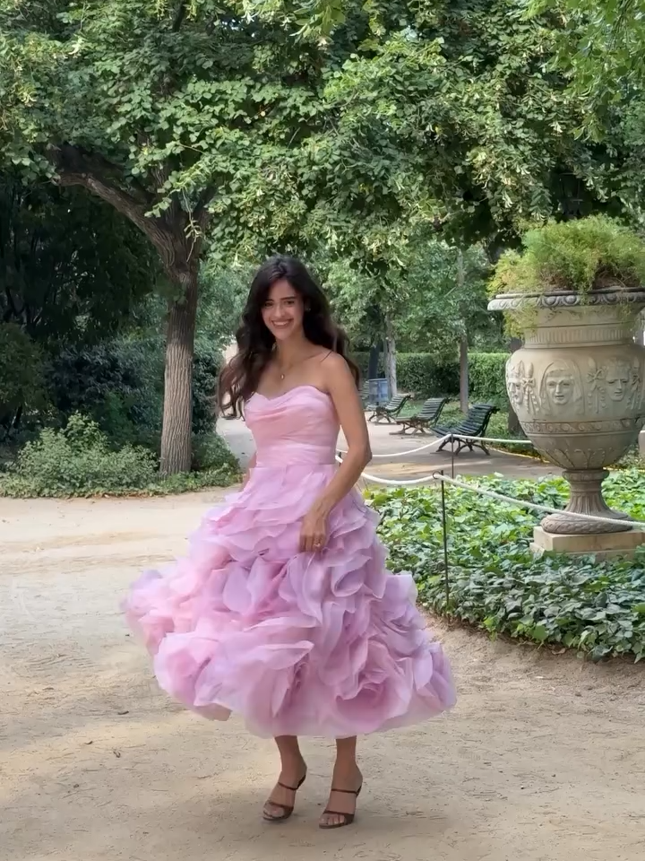 Blooming with every twirl 🌸💖 This pink dress is pure garden fairytale vibes ✨👑 . . . . . . . . . #pinkdress #pinkdresses #blooming #BloomingBeauty #dance #dancerlife #danceparty #dress #dresses #style #styles #OOTD #ootdstyle #ootdinspo #ootdfashion #fashion #beauty #beautybox #beautyful #Nice