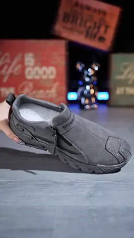 Mẫu giày nam siêu đẹp hàng mới về săn nhanh kẻo hết #xuhuong #giaythethaonam #giaythethaonamcaocap #giaylaodong #giaynammaumoi2025 