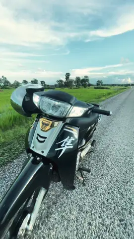 #នាទីធ្លាក់like💔🙃 #សេះខ្មៅ🐴🖤 #12345678910_vin #24hours #fypシ 