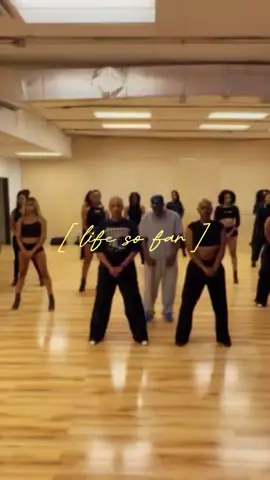🎬💃🏽 the glam, the grind, and the choreo, all part of the magic. I’m very thankful! #DancerLife#ShootDayBTS#TheBreTerry#SaigeMicheal#DTX 