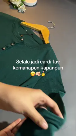 jangan kaget ama harganya cardi fav inimah🫵🏻😜#cardiganrajut #cardiviral #promoseruweekend 