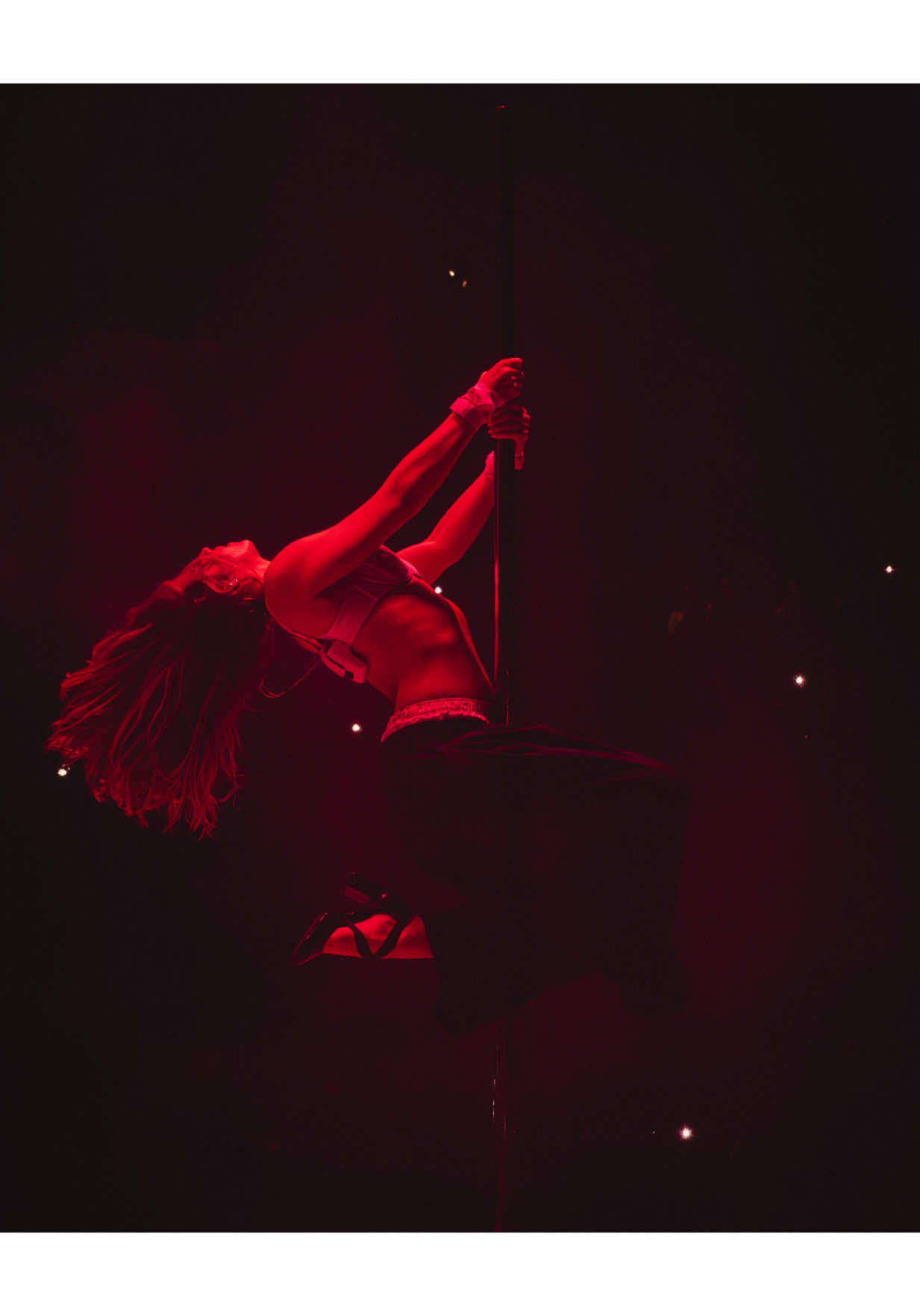 she’s unreal  #tatemcrae #tatemcraetour #misspossessivetour 