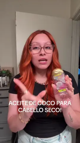 Aquí secretos no! Este es el Miracle Coconut Oil de @OGX Beauty Hidrata, repara y deja tu cabello con un brillo espectacular! #ogxbeauty #ogxcoconutoil #coconuthairoil #hairoil #hairoiling 