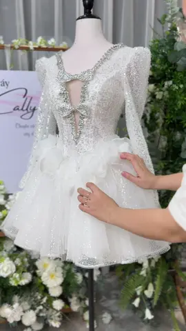 Tay dài gu sang sang của bà nào đây ạ ????? #váyxinh 