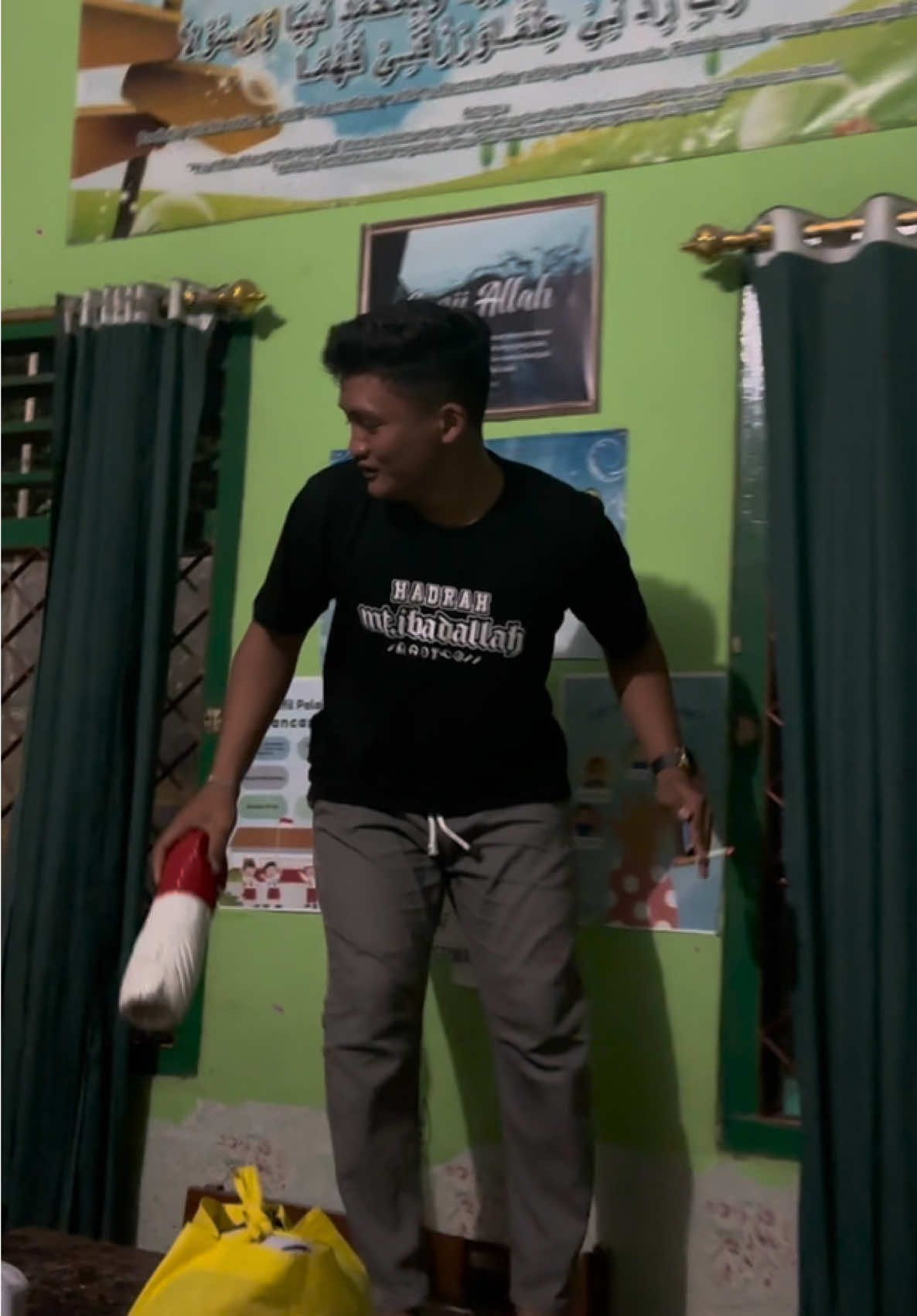 Ternyata mas Munir Wedi kucing🤣🙏@AhmdSrjlMunir  #hadrohmtibadallah #mtibadallah #hadrohmti #core #fyp 