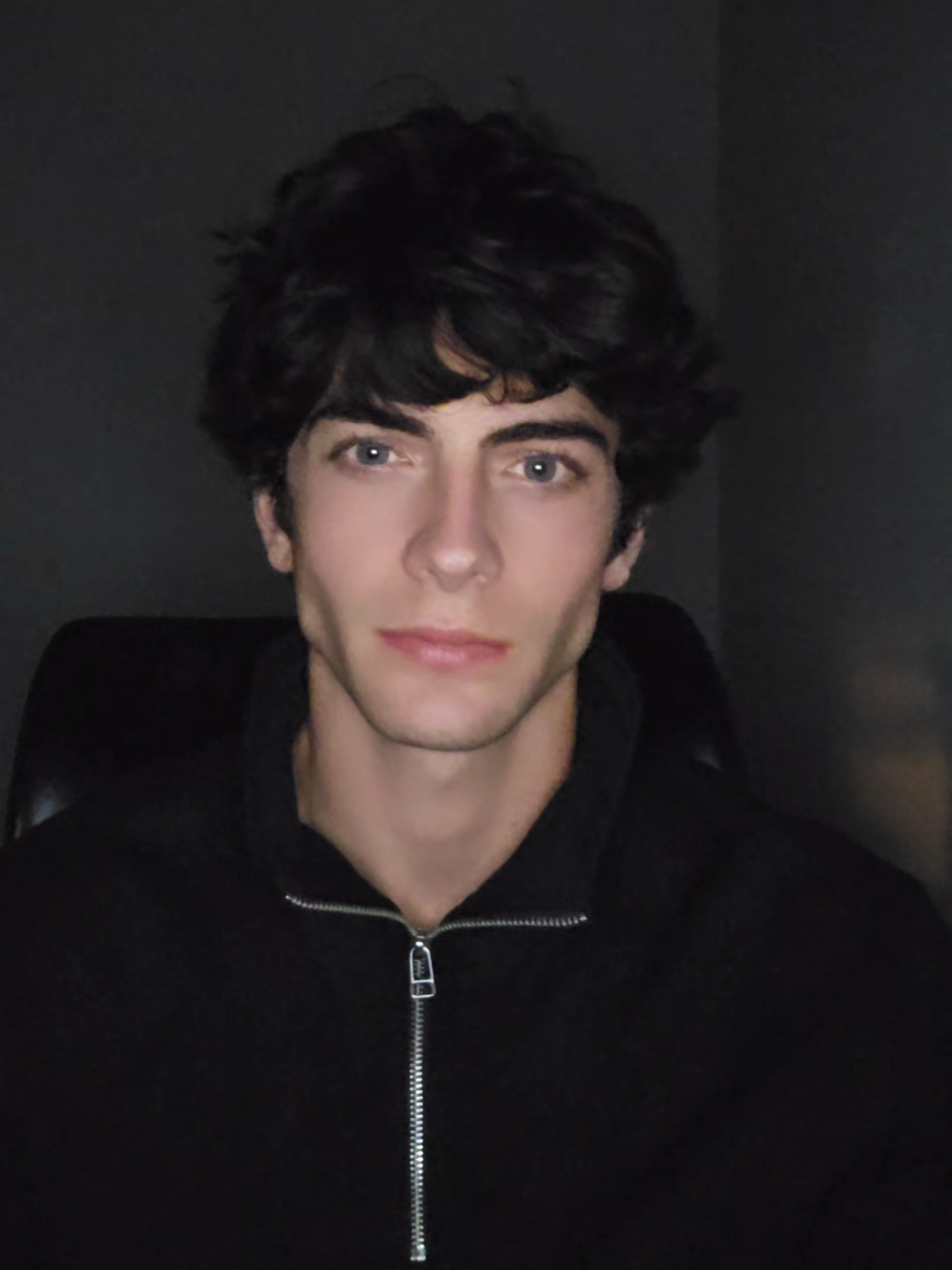 I just realized that eating a pound of ground turkey is so easy for the bulk #looksmax 