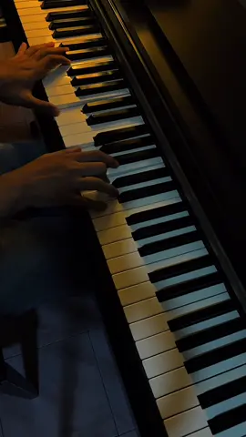 🎹 Menghitung Hari — Kris Dayanti 🎹 Andai yang tersisa antara kita hanyalah waktu, hitung aku dalam hari-hari mu. #MenghitungHari #KrisDayanti #Cover #PianoCover #tiktokmusic 