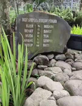 Hidup cuma 1 kali jangan menua tanpa arti #teruslahberbuatbaik  #perbanyakamal #hiduplebihberarti #sobatngaretnusantara 