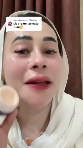 Membalas @BED.love #emang termantul gaes bb cremnya kalian wajib cobain pasti kalian juga suka teksturnya #bbcream #fyp #🥰  Bundaniki