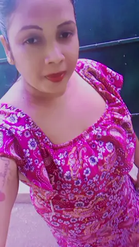 ගමනක් යනකොට මම වගේ පිස්සියක් තව ඉදීද..❤️❤️