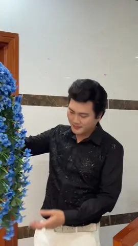 LỜI MỜI CẢ NHÀ THEO DÕI ĐĂNG KÝ KÊNH VÀ ỦNG HỘ QUA BẰNG LỜI HÁT TỰ BIÊN NHE CẢ NHÀ ƠI#nsutdaovuthanh 