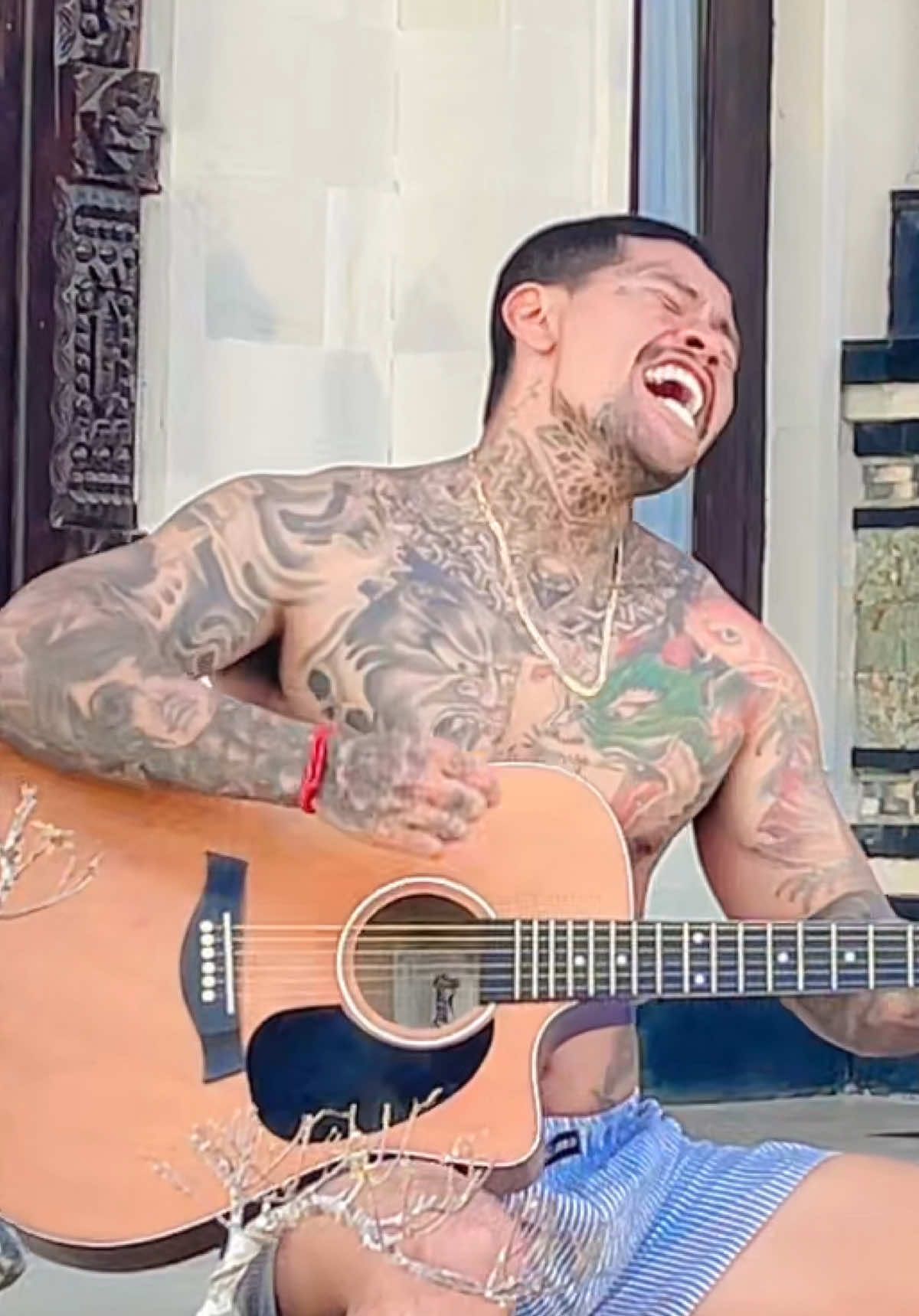 SAMPAI MANAKAH INI GUYS!!! JANGAN LUPA ABSEN IA” GITARNYA ADA DI KERANJANG KUNING IA GUYS JANGAN LUPA DI KEPOIN!!!