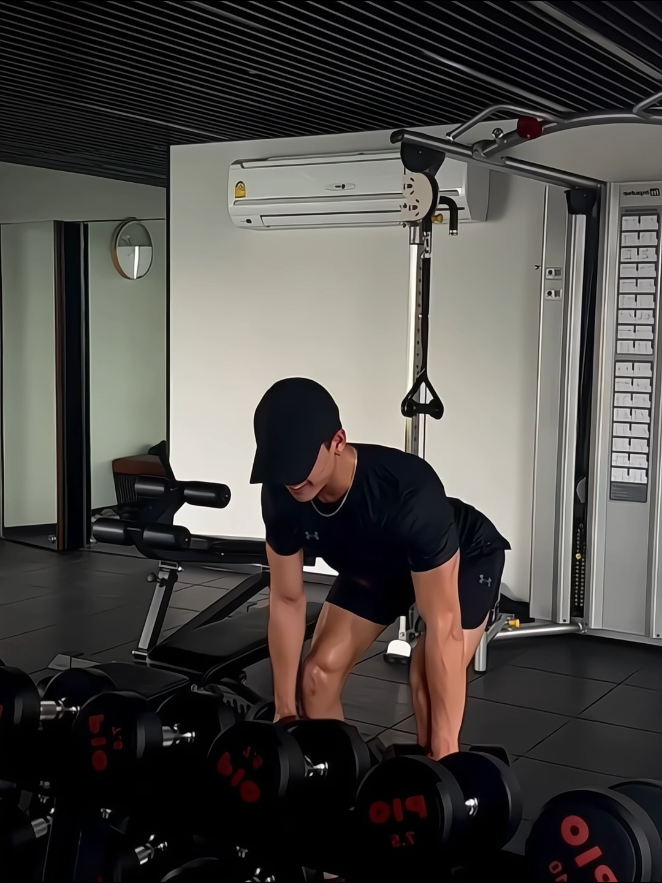 Select which one #joss #josswayar #4u #xybca 