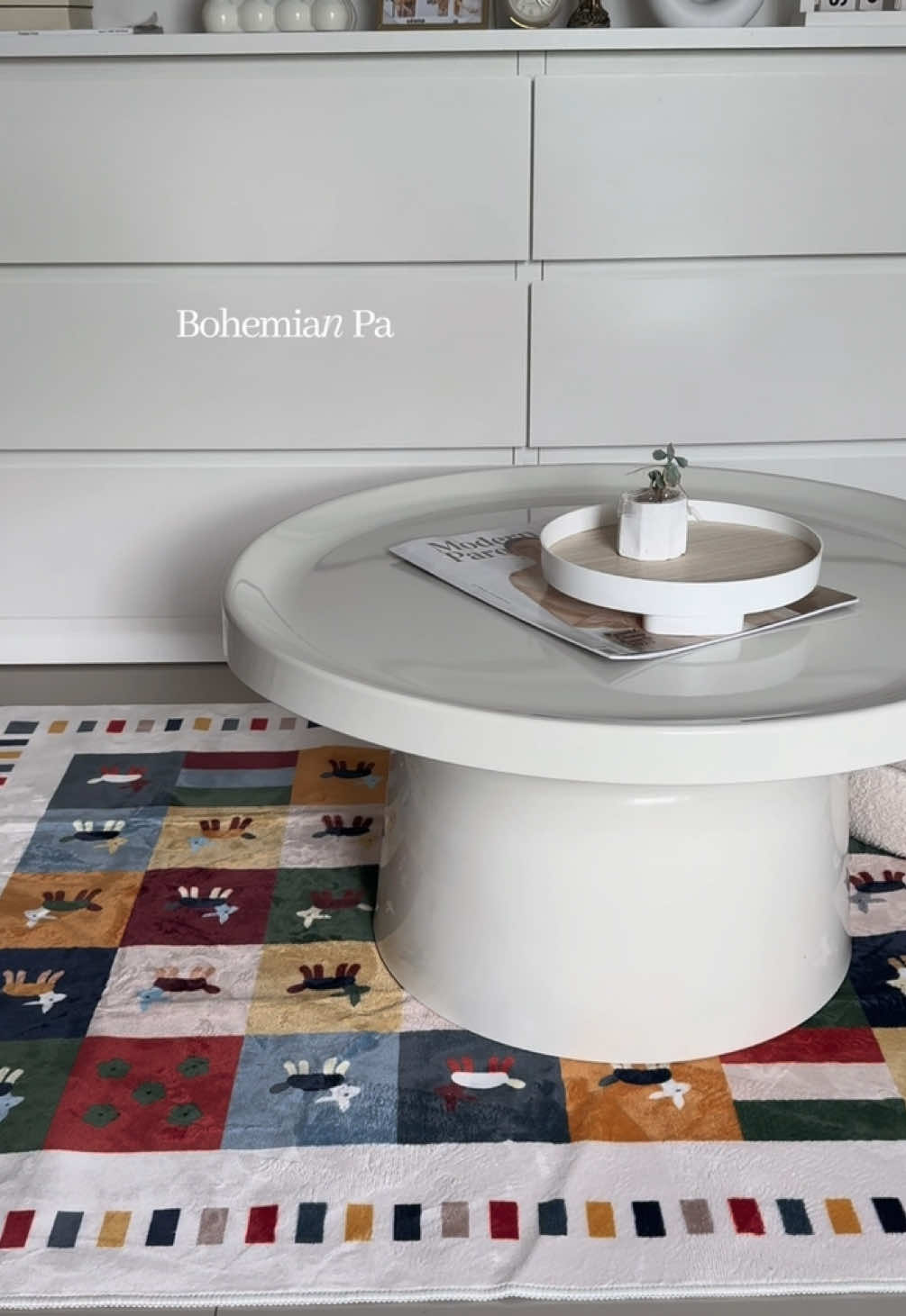 New vibe unlocked with my bohemian patchwork rug!! 🪞🏳️‍🌈🐻✨🧚🏻‍♀️ #bohemianrugs #carpet #nonslipcarpets #highqualitycarpet #homedecor 