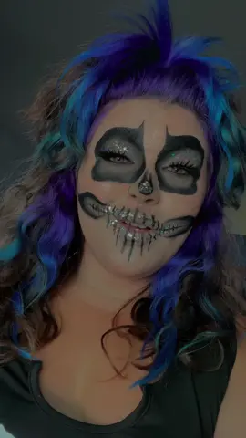 Do anything for you 😍🤪🖤 #foryoupage #interact #roadto50k #mua #halloweenmakeup 