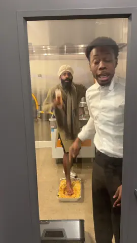 This would be hilarious 🤣🤣🤣 #fyp #foryoupage #xyzbca #food disclaimer this is just a skit! @Von 