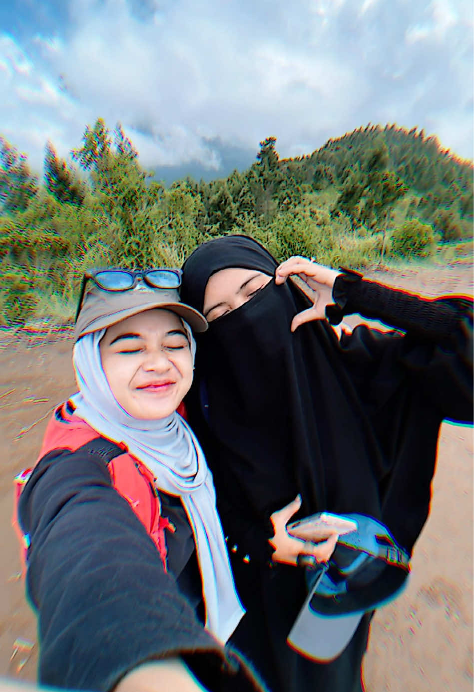 Mesti pada ga asing sm bestie ku ni?😍❤️‍🔥 . #pendakigunung #pendakicantik #mongkrang #lawumountain #fyppppppppppppppppppppppp 