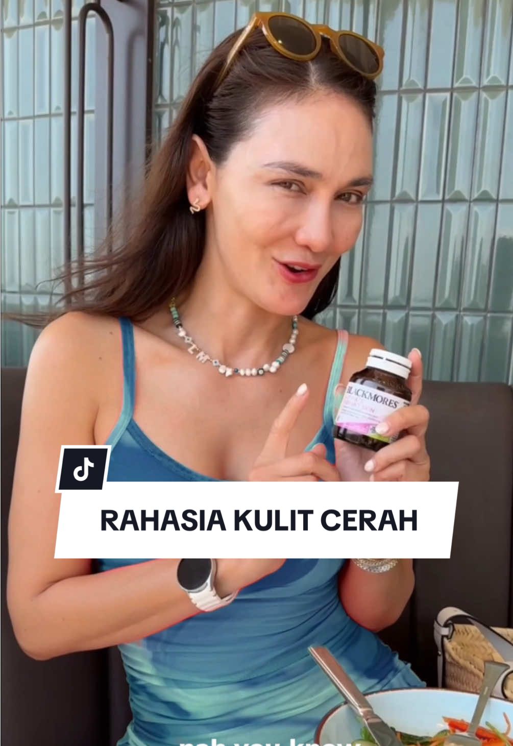 Ini yang lagi rame dibahas😍akhirnya aku terhasut jg buat nyoba hahahah love Blackmores Ultimate Vibrant Skin Buat kamu yang punya masalah kulit kusam & mau cerah ini recommended! #Blackmores #UltimateVibrantSkin @Blackmores Indonesia 