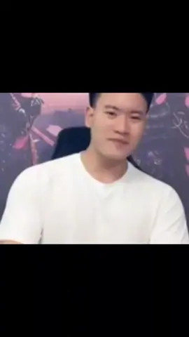 Anh tôi thích giỡn anh em đừng để ý nhá😂@Vmanhcuong04 #mcuong #lienquanmobile #meme #xuhuong 