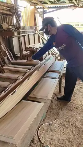 The best way to install door panel boards.. #woodwork #decor #doors #makersgonnamake #interior #woodart #construction #woodworking #carpenter #table #furnituredesign #woodcarving #viralreelschallenge #FineWoodworking #woodworkingcommunity #interior #wooddesign #carpenter #maker #DIY #reelsfb #furniture #wood 