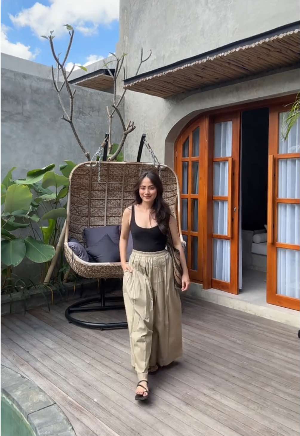 abis ini setrika celana kok :) — btw, happy long weekenddd!! 💌