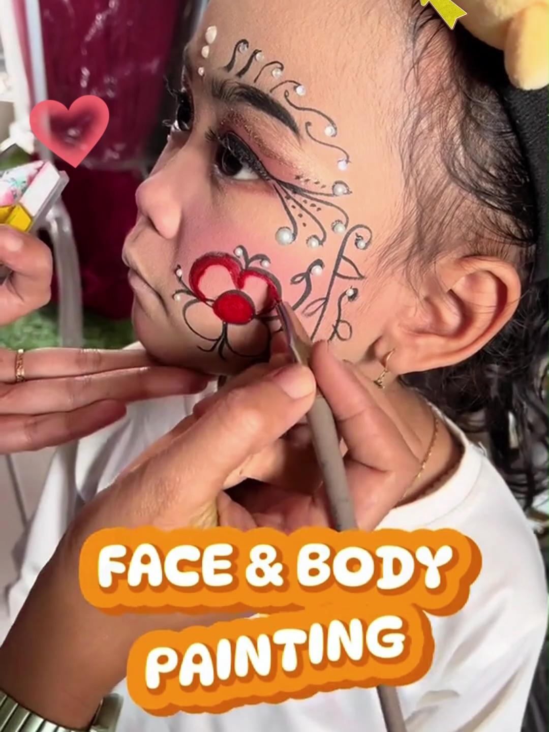 12-color oil-based body paint, non-toxic & easy to clean for kids #KidsBodyArtPaint,#12ColorNonToxicPaint,#ParentChildBodyPaint,#EasyWashKidsMakeup,#BirthdayPartyPaint,#RTYCKidsStyle.RTYC