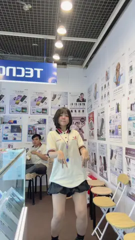 တော်ပီ အလုပ်လုပ်တော့မယ် 😂