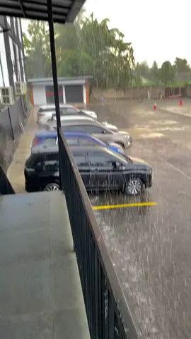 Aku sungguh cinta, tapi harus merelakan🥀